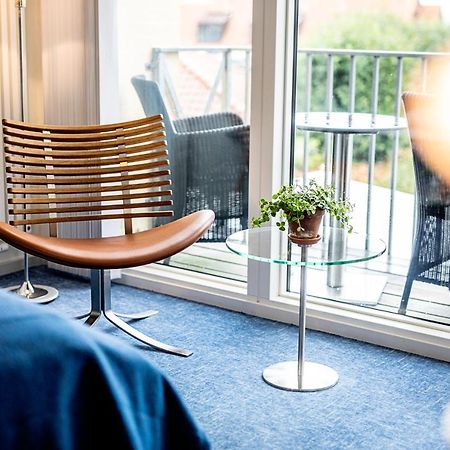 Molskroen Strandhotel Ebeltoft Exteriör bild